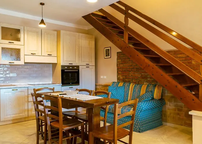 Alloggio per agriturismo Lodolazzo *