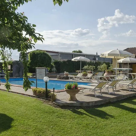 Lodolazzo Farm stay *